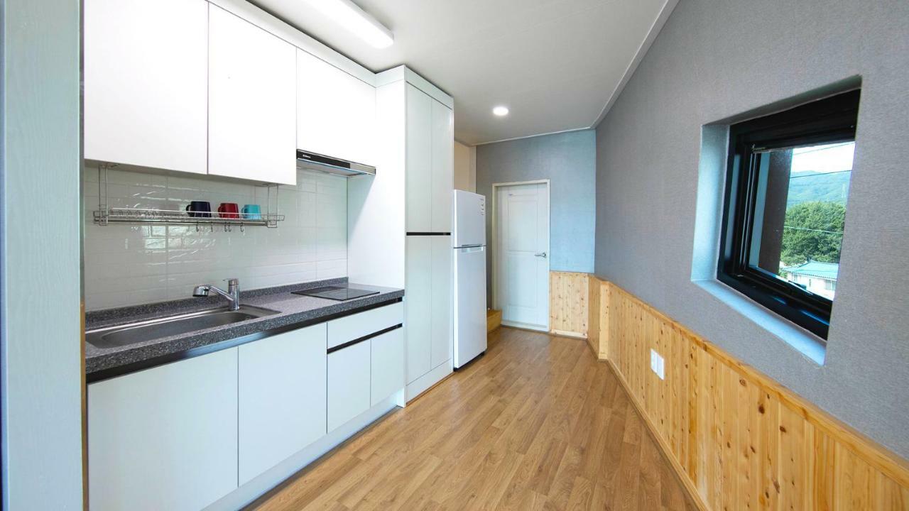 Samcheok Sol Beach Pension Ngoại thất bức ảnh